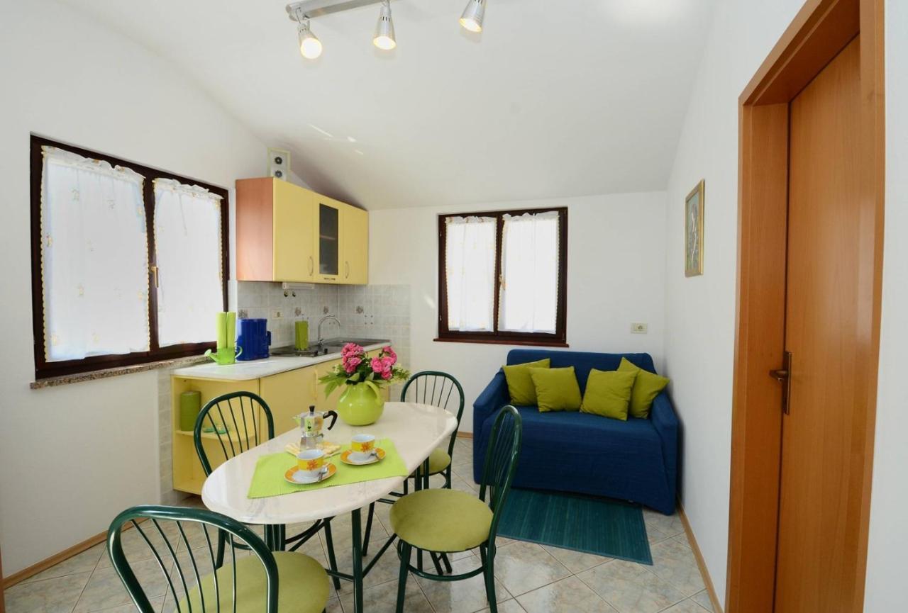 Apartments Kadum Porec Center Near The Beach Exterior foto