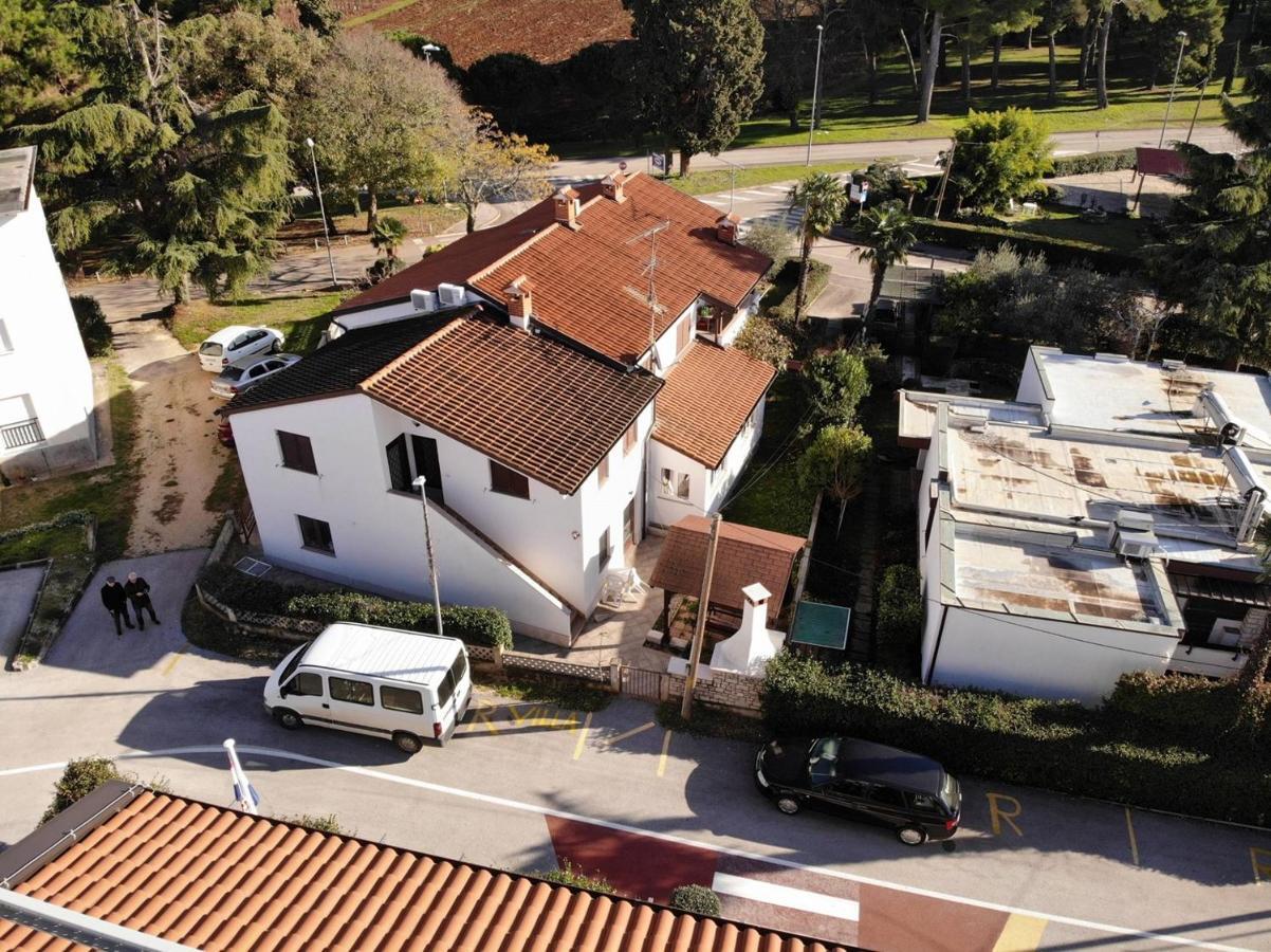 Apartments Kadum Porec Center Near The Beach Exterior foto